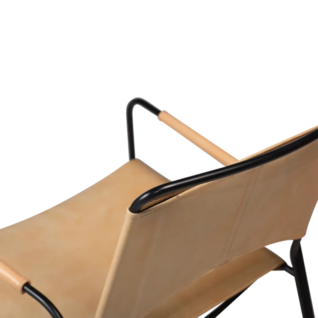 paz-lounge-chair-tan-leather-with-black-metal-legs-700801901-03-detail1.webp