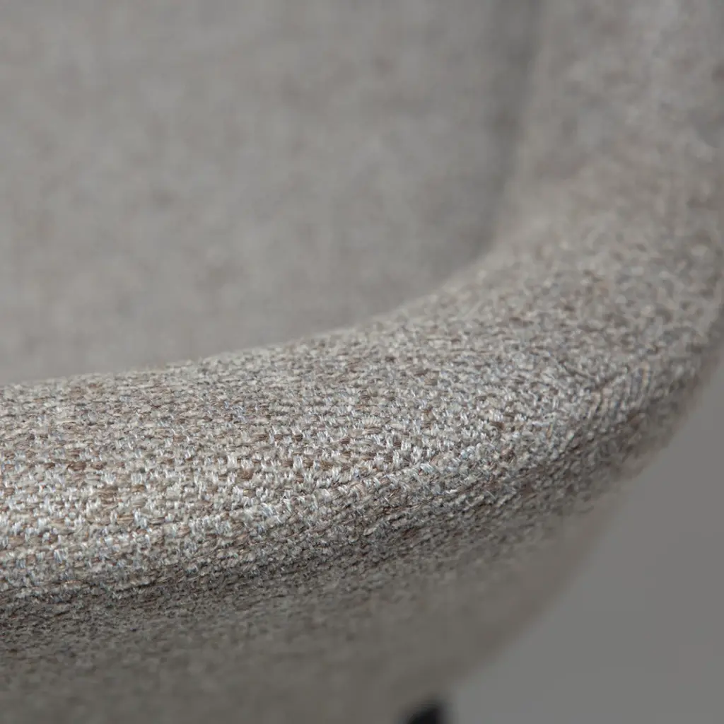 bae-armchair-pebble-earth-boucle-fabric-w-black-metal-legs_100209101-06-detail.webp
