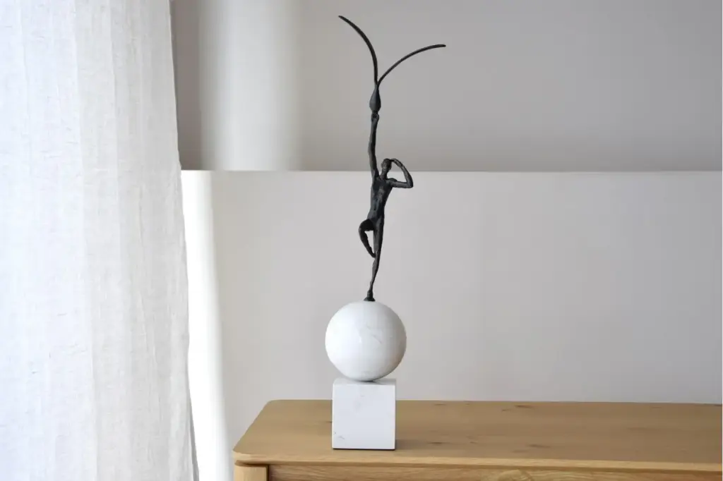 [INTERIORISMO] SCULPTURE DE LHORIZON MÉTAL ET MARBRE